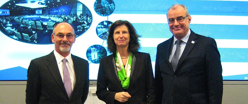 French Ambassador to NATO visits NCI AgencytmpAmps Cyber Operations Centre